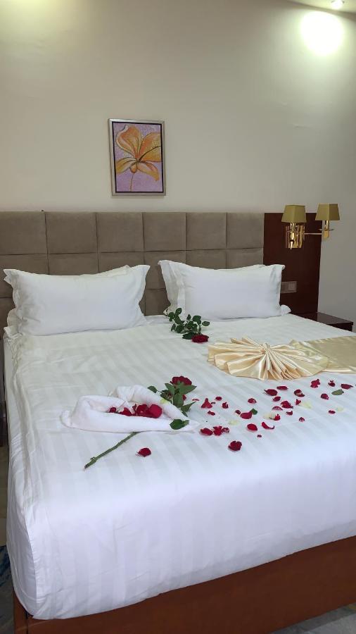 Roseau Hotel And Spa Gondar Exterior foto
